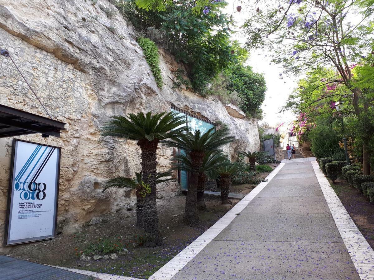 Hotel Mari Pintau à Cagliari Extérieur photo